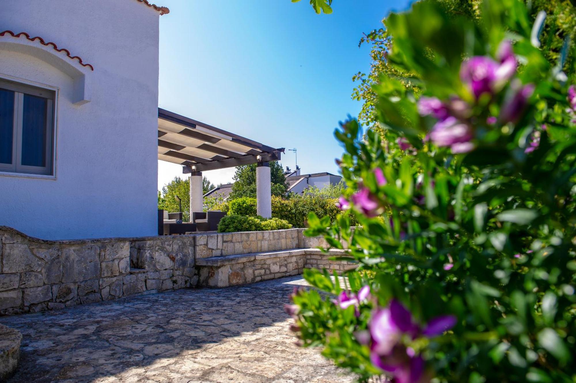 Bouganvilla Polignano a Mare Exteriör bild